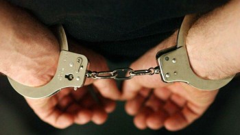 Tablouri în valoare de 230.000 de euro furate dintr-o galerie de artă din România. Administratorul a fost reținut