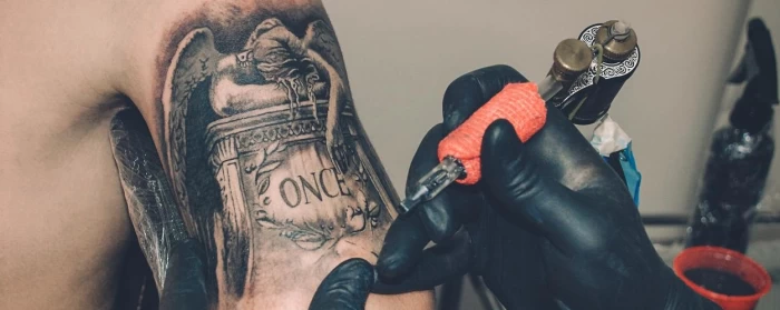 Reguli pentru saloanele de înfrumusețare și de tatuaj