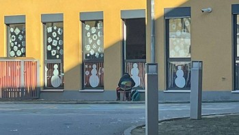 Excesele pandemiei un elev pus să dea un test afară la - 1 grad. Scandalul a ajuns la cel mai înalt nivel