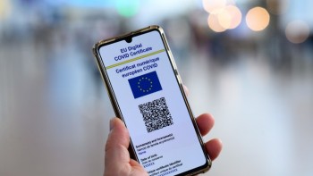 Persoanele prinse că au certificat COVID fals nu vor fi pedepsite. Cu o condiție să se vaccineze