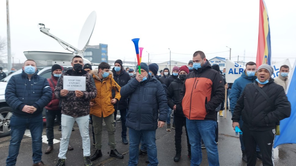 Proteste importante în fața Guvernului. Sindicaliștii din metalurgie au ieșit în stradă