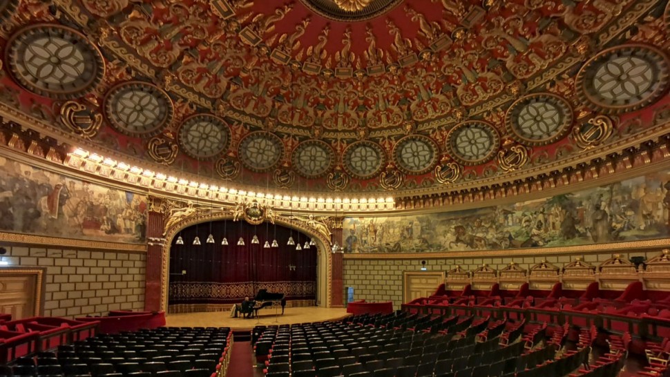Incident la Festivalul Enescu un concert a fost compromis de mesajele RO-Alert. Apel pentru spectatori