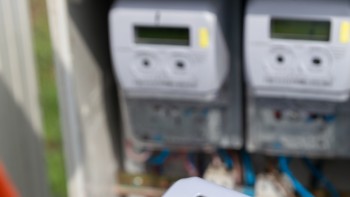 Compania de stat Electrica anunță că demontează până la 15 milioane de contoare de energie electrică în România 