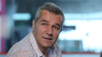 Dan Bittman apariție publică alături de o brunetă. Să fie ea noua lui iubită