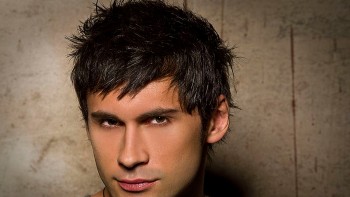 Dan Bălan blocat în Kiev. Radu Sârbu ex O-Zone are detalii