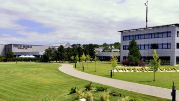 Investițiile pe care le face Philip Morris International în România construiesc un viitor fără fum și o economie mai puternică