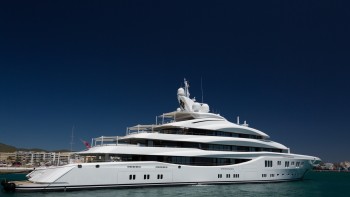 Business-ul care a crescut în pandemie. Nevoia de izolare i-a împins pe milionari să cumpere IAHTURI DE LUX. Vânzările au explodat