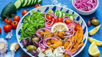 Salata care arde grăsimile imediat. Poți slăbi 5 kilograme într-un mod sănătos cunsumând această legumă