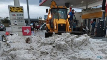 Strat gros de zăpadă în Santorini. Insula a fost lovită de o furtună neobișnuită