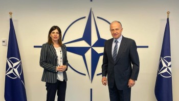 Mircea Geoană a condus ședinta Consiliului Nord Atlantic în care s-a discutat despre agresiunea nejustificată a Rusiei asupra Ucrainei