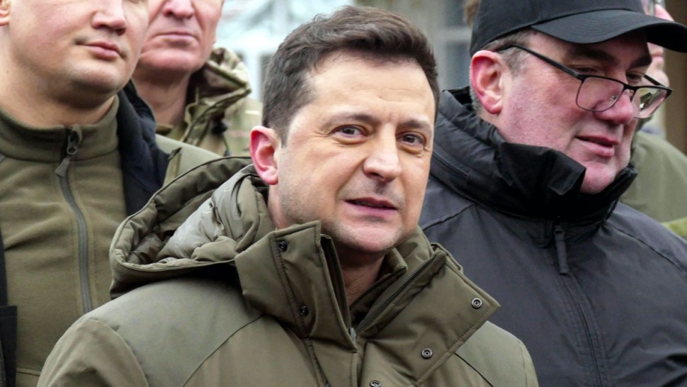 Zelensky s-a sucit. Ucraina nu mai vrea în NATO și transmite că pot exista compromisuri în negocierile cu Rusia. Nu suntem o țară care să se roage în genunchi