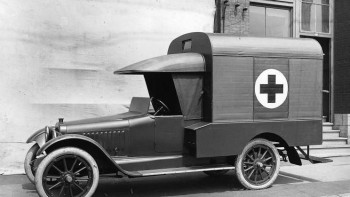 Ziua în care a apărut Salvarea în România. A fost ideea medicului Nicolae Minovici supărat că birjele refuză să transporte accidentații