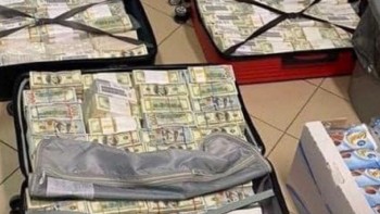 Soția unui fost deputat a ieșit din Ucraina cu 29 de milioane de dolari și un milion de euro în valize într-o mașină cu numere de Ungaria