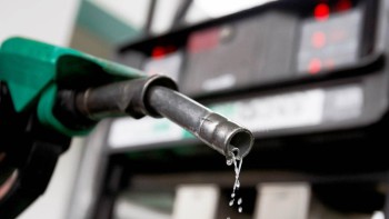 Cât costă benzina și motorina de fapt joi după isteria de miercuri seară