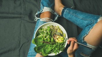 Care este diferența dintre un vegetarian și vegan