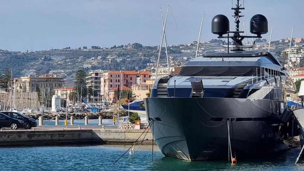Probleme pentru țările care au confiscat superiahturile oligarhilor. Cine plătește acum uriașele costuri de întreținere și de acostare