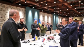 Lista pe care Ucraina a pus o pe masa negocierilor cu rușii. Ce e dispus Guvernul de la Kiev să accepte pentru pace