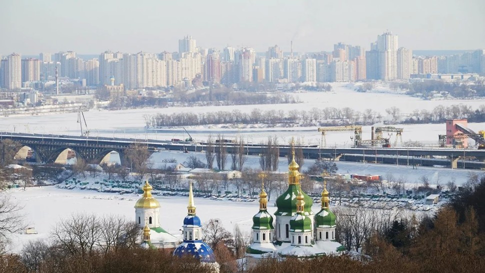 Cum încearcă oamenii din toată lumea să îi ajute pe ucrainenii rămași în țară. Val de rezervări prin Airbnb în Kiev și Odesa