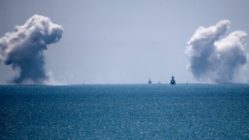 România a trimis o navă militară care să verifice dacă există mine de război în apele teritoriale ale țării