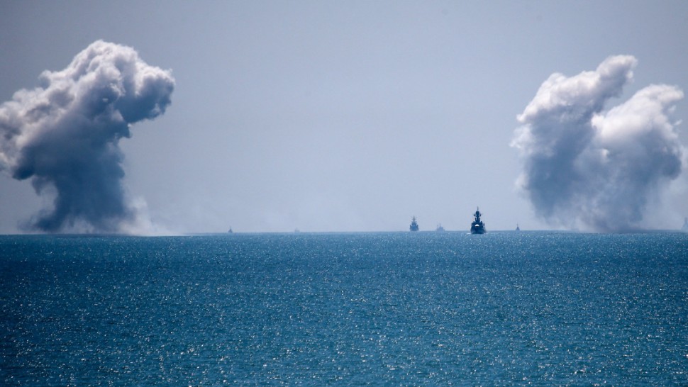 Trupele rusești s-au apropiat de România în Marea Neagră. Vasile Dîncu a anunțat exact