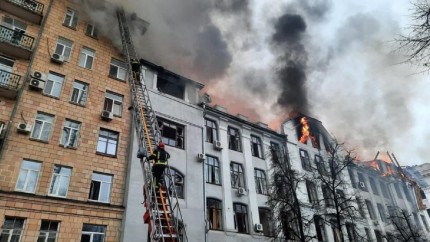 LIVE UPDATE. Război în Ucraina ziua a noua. Zelenski vrea întâlnire cu Putin.Cordoane umanitare pentru civili. Centrala nucleară Zaporojie ocupată de ruși