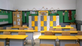 Școala din România revine la normal de miercuri 9 martie. Elevii se întorc treptat la prezența fizică