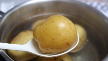 Secrete folositoare pentru atunci când fierbi cartofii. Trebuie să le afli
