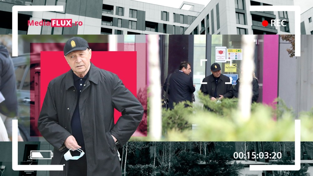 EXCLUSIV. Primele imagini cu Traian Băsescu la blocul unde urmează să se mute. A vizitat un apartament de 200.000 de euro. FOTO  VIDEO