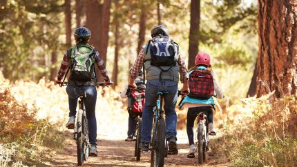 Care sunt beneficiile mersului pe bicicletă Poate reduce stresul și anxietatea