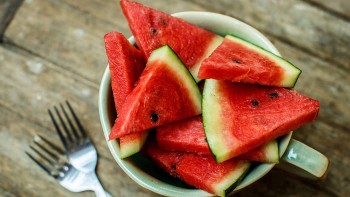 Cum poți refolosi cojile de pepene. Iată câteva posibilități