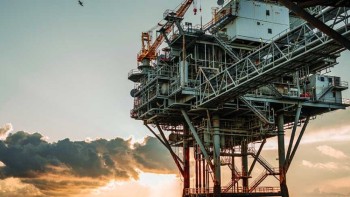 Legea offshore intră în Parlament. De ce gazele descoperite în urmă cu 10 ani în Marea Neagră nu se extrag nici acum UPDATE