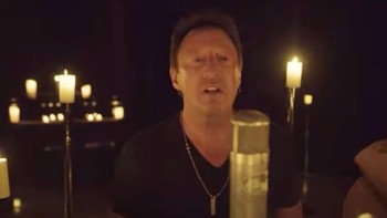 Fiul lui John Lenon și-a încălcat jurământul. A cântat în premieră Imagine piesa emblematică a tatălui său