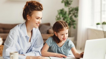 Top 4 sfaturi dacă propriul copil ia note mici la școală