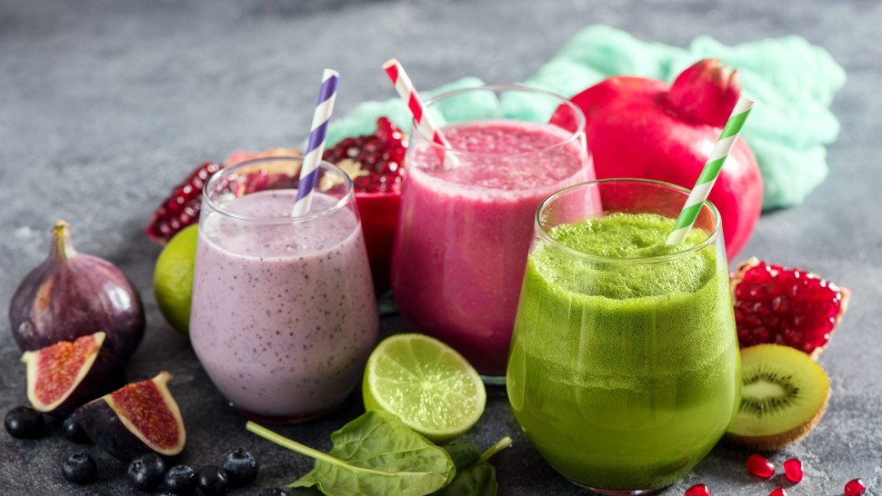 Top 5 tipuri de smoothie-uri foarte benefice în sezonul cald