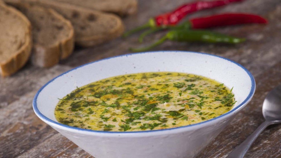 Rețetă ciorbă de pui à la grec. Nimic mai sănătos și gustos