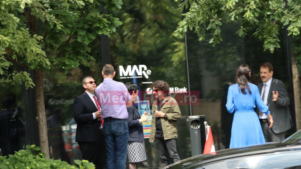 A doua zi după întâlnirea romantică pe care a avut-o cu Irina ex Dragnea Roger El Akoury se întreține cu ambasadoarea Austriei la București | FOTO