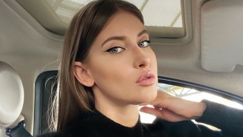 Cocoșul Iuliei Albu pentru prima dată la TV. Cum arată bărbatul care-i încălzește patul