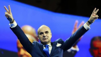 Rareș Bogdan eurodeputat PNL aplaudă votul istoric acordat astăzi în Parlamentul European pentru Republica Moldova