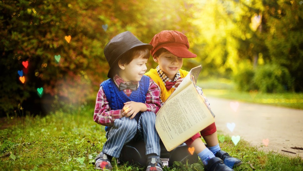 Curiozități despre copii. Sunt născuți pentru a zâmbi