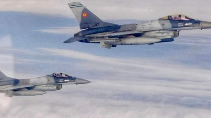 Un avion necunoscut de mici dimensiuni cu două persoane la bord a survolat spațiu Ungariei României Serbiei și Bulgariei pe ascuns