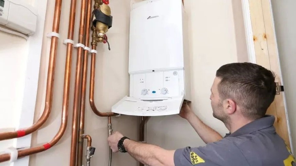 De când vor fi interzise centralele de apartament. Ultimele informații de la ministrul Mediului