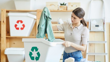 Top 5 semne care îți spun că trebuie să scapi de hainele cele vechi