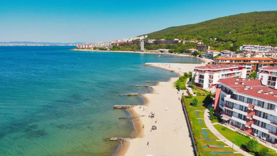 Curiozități despre Bulgaria. Este al doilea cel mai mare exportator mondial de ulei de trandafiri