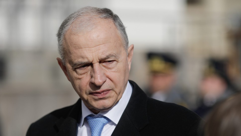 Mircea Geoană al doilea om în NATO liniștește România privind tensiunile dintre Serbia și Kosovo Rămâne pregătită să intervină dacă stabilitatea este pusă în pericol