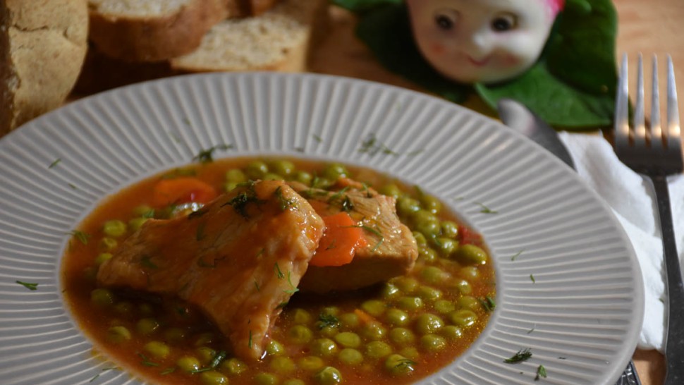 Rețetă mazăre cu carne. Simplu ușor și gustos