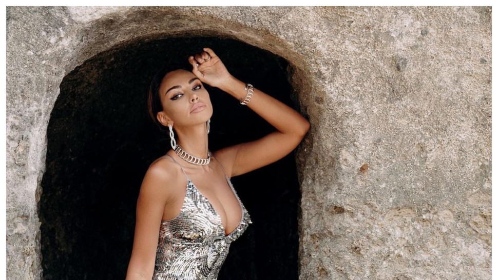 Mădălina Ghenea imagine VIDEO din timpul unui tratament pe care îl urmau și bunicii noștri. Îți mai amintești