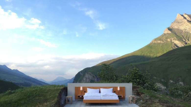 Ce oferă un hotel de zero stele din Elveția. Timp de reflecție