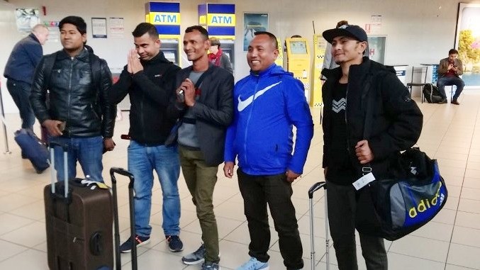 Pentru unii ciumă pentru alții ...mumă Zeci de mii de străini vor să se angajeze în România