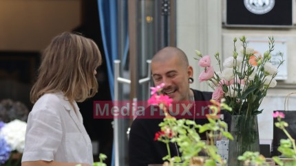 Vali Bărbulescu se mai ocupă și de proiectele profesionale | FOTO PAPARAZZI