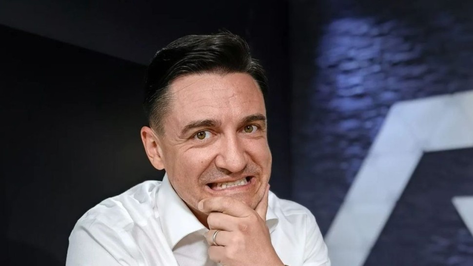 George Buhnici trebuie să plătească 3000 de lei amendă pentru declarațiile despre femeile cu vergeturi pe plajă